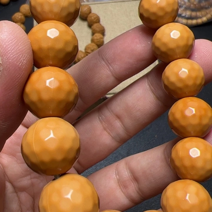 猴头核桃手串据咯