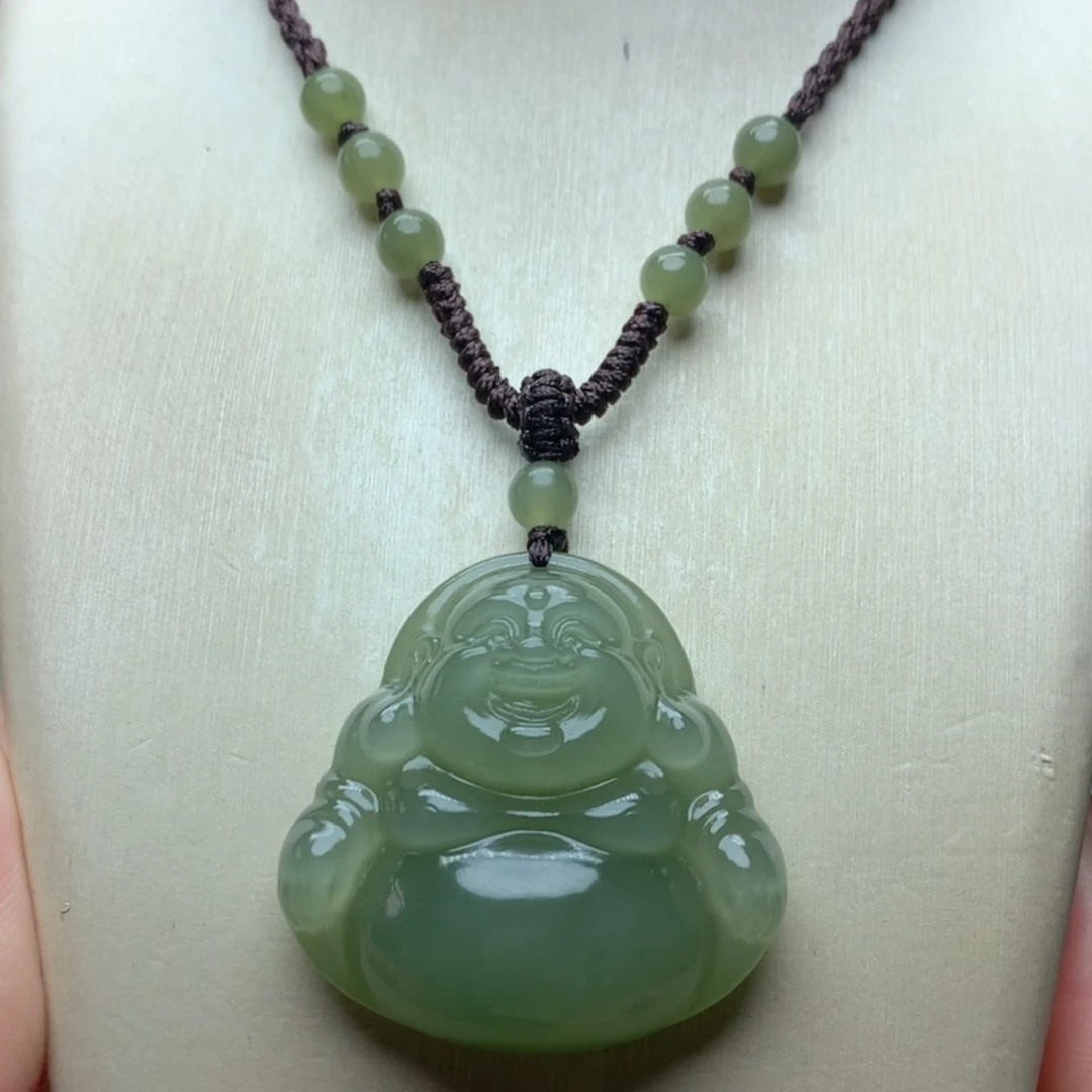 天然和田玉精品吊坠