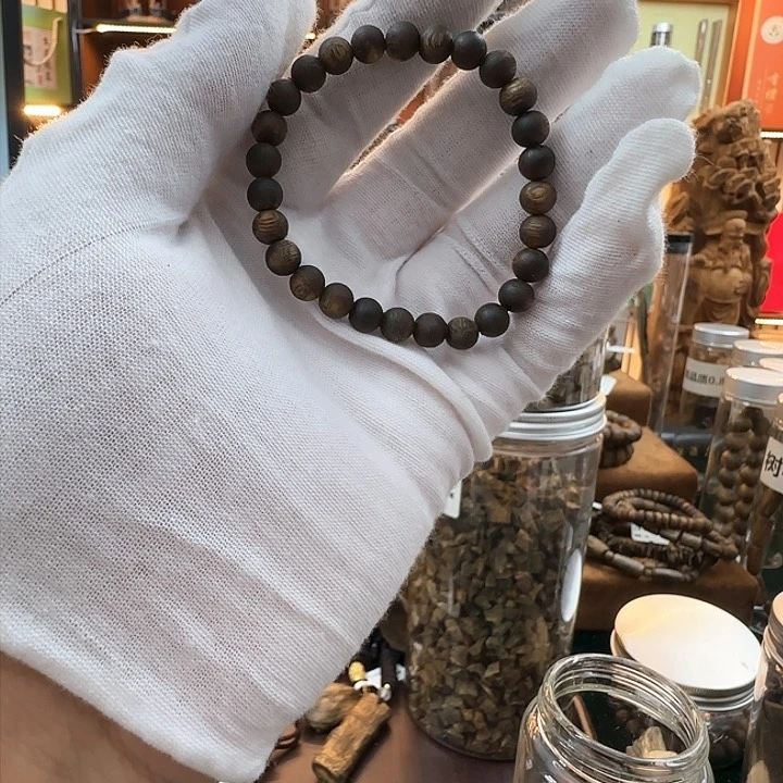 沉香手串幽**龙圆珠单圈