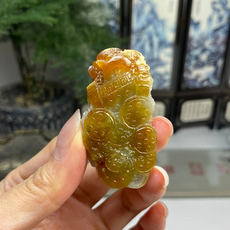 毛货  俏色红黄翡八破八宝图挂件 天然翡翠A货