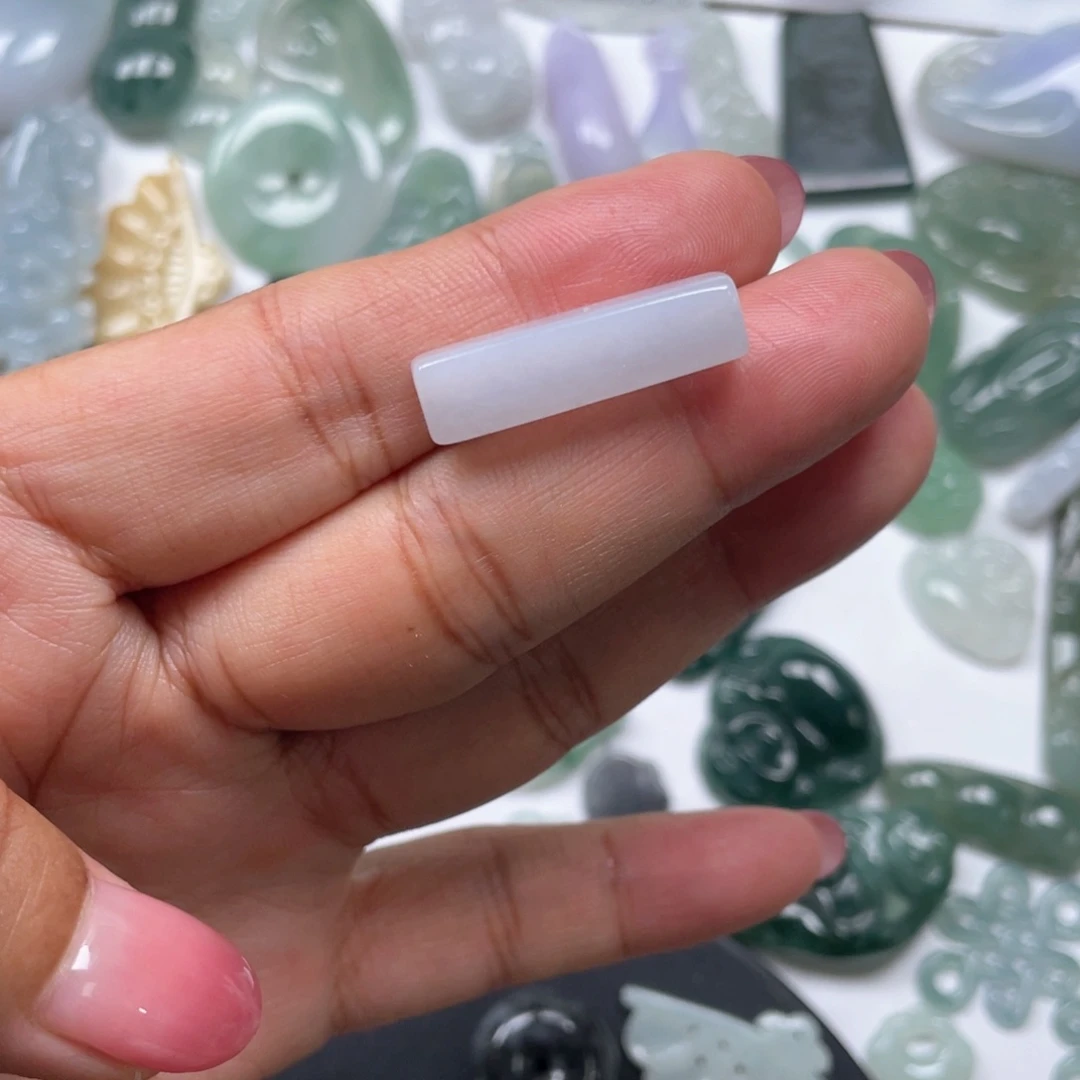 翡翠未镶嵌颈饰5678567@