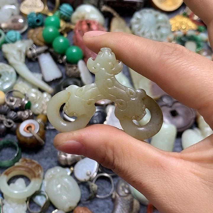 鼎***电琉璃/树脂/塑料类小物件一个 小物件