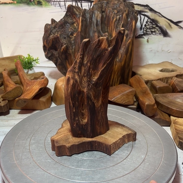 掌***珠木一物一拍风化摆件30元