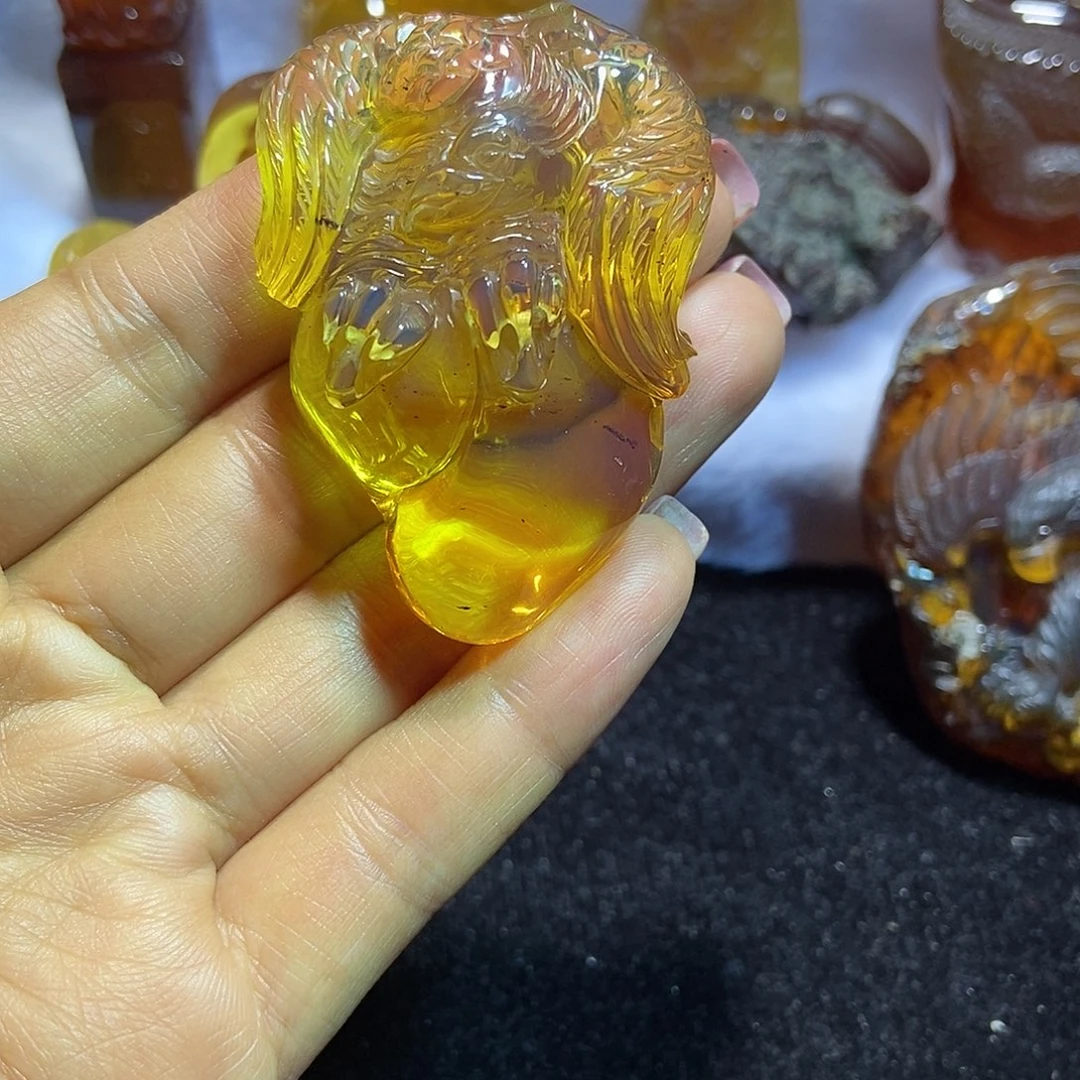 琥珀颈饰未镶嵌大展宏图