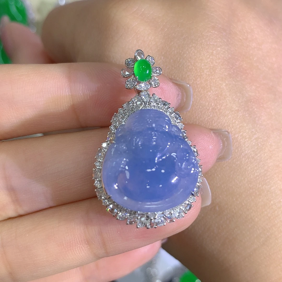 翡翠18K金镶嵌颈饰财财