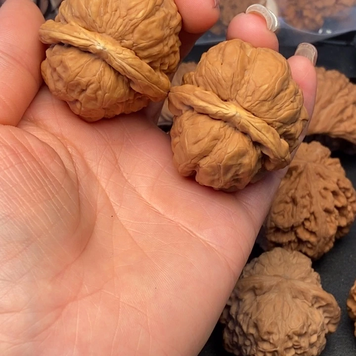 用***乐文玩核桃吊坠蛤蟆头