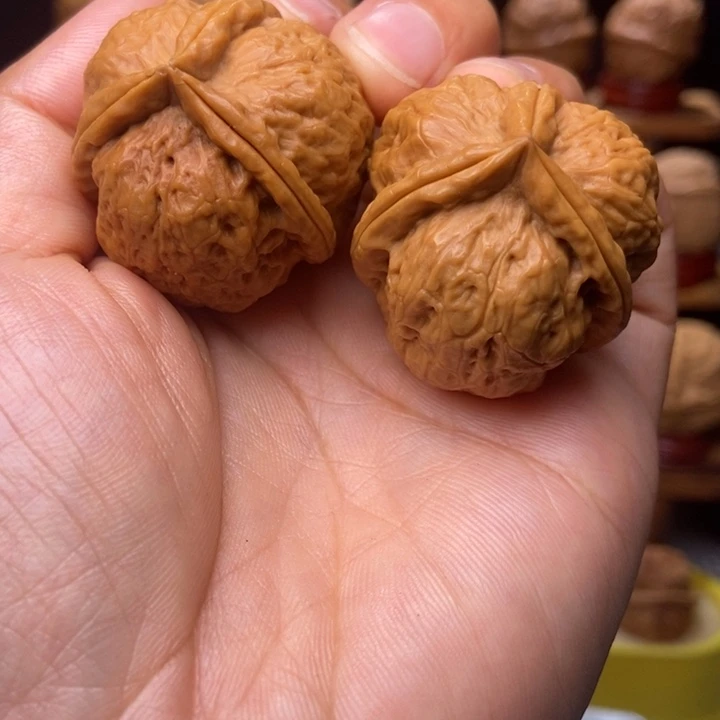 文玩核桃把件白羊三棱15