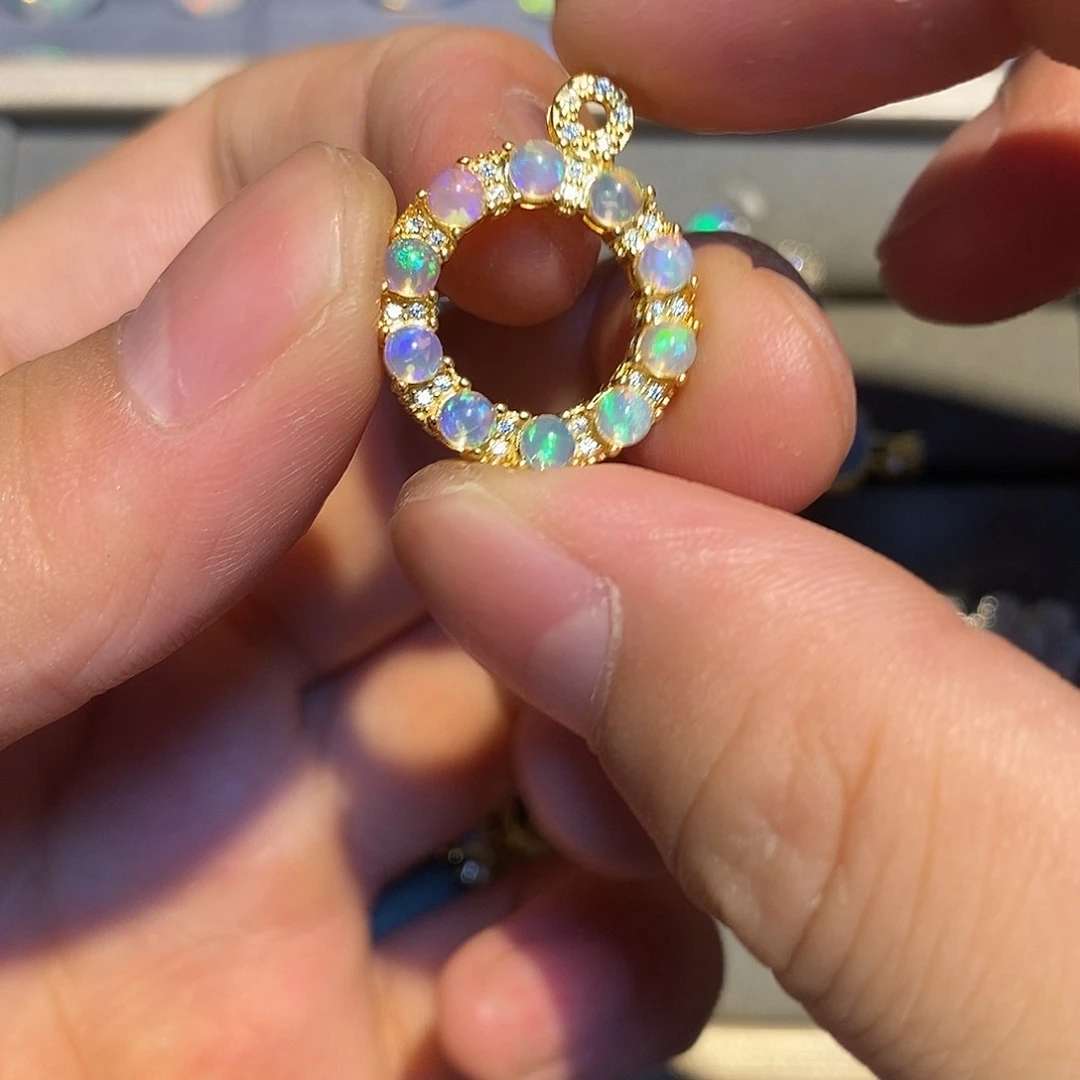 欧泊欧泊吊坠银S925镶嵌财*到