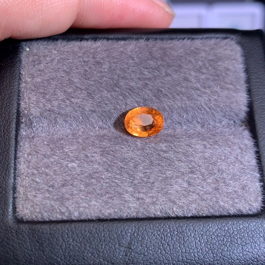 裸石石榴石（芬达石）未镶嵌2.205ct
