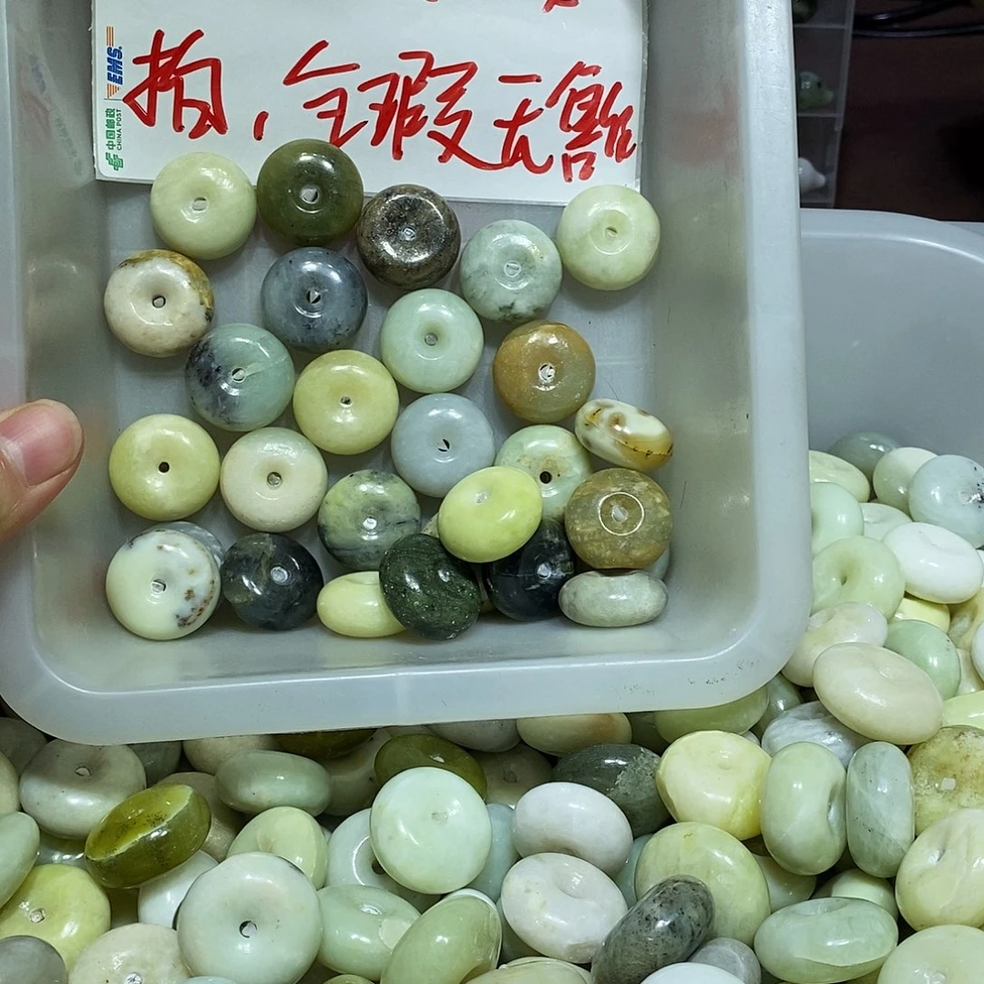 未镶嵌蛇纹石玉车挂97