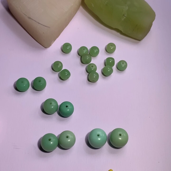 林***生石英质玉（黄龙玉）合金手链