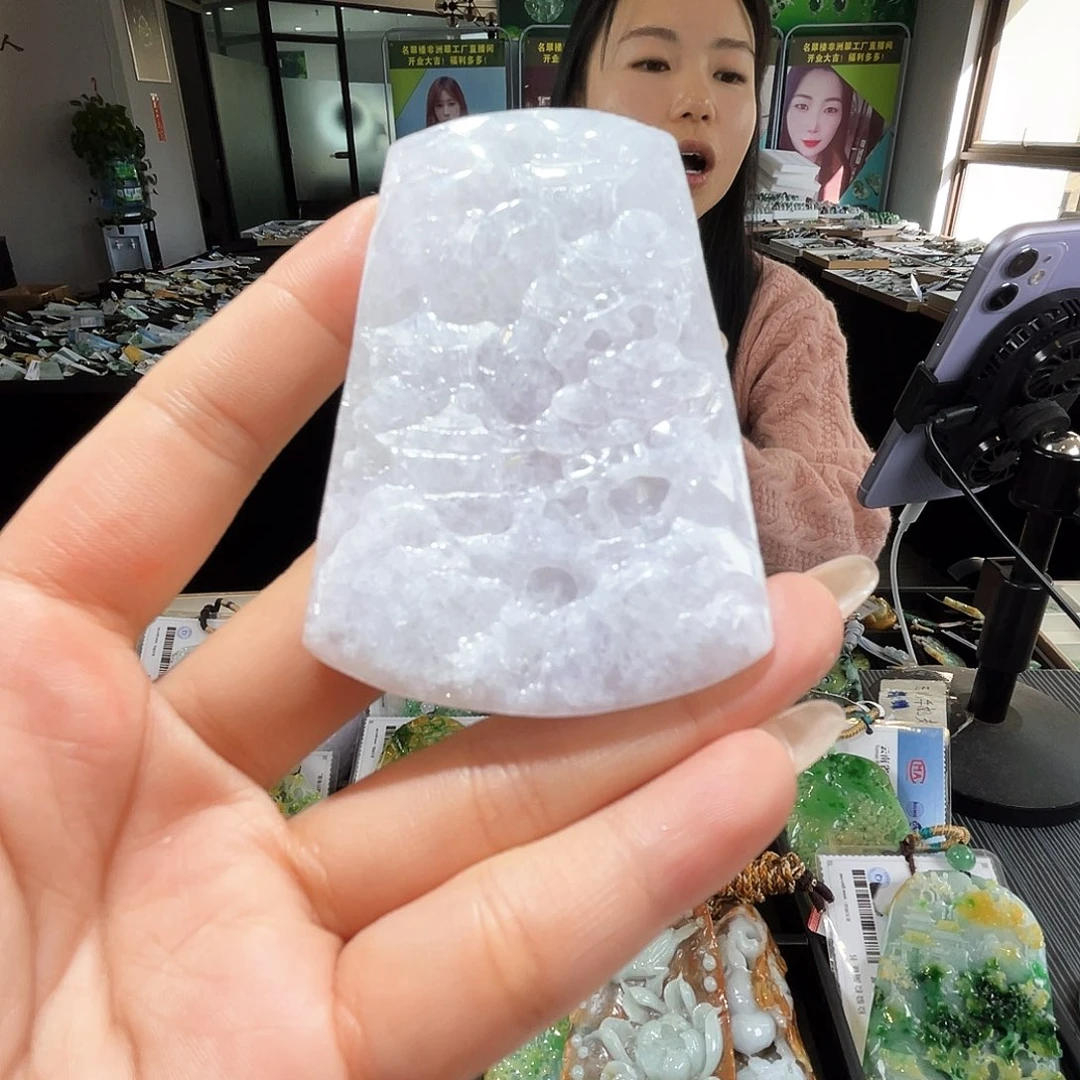 颈饰未镶嵌翡翠一