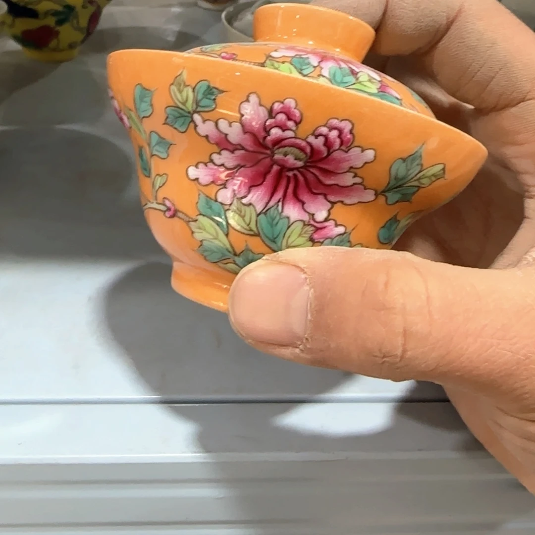 瓷片瓷器上还有两条长线上