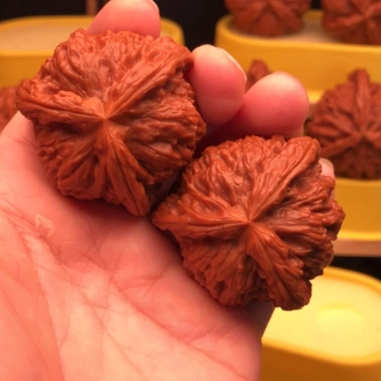 文玩核桃吊坠核桃