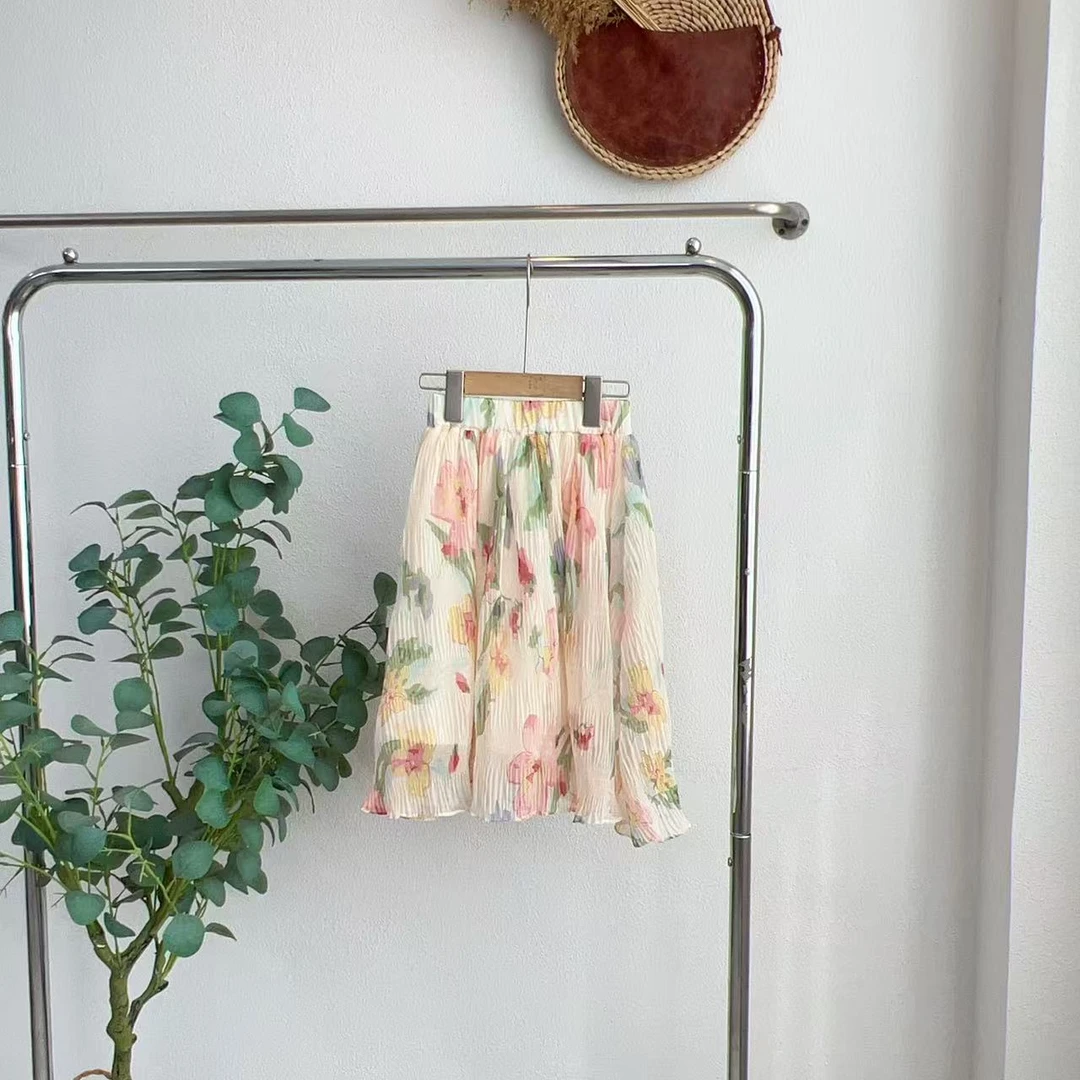 5023锁米色休闲半裙