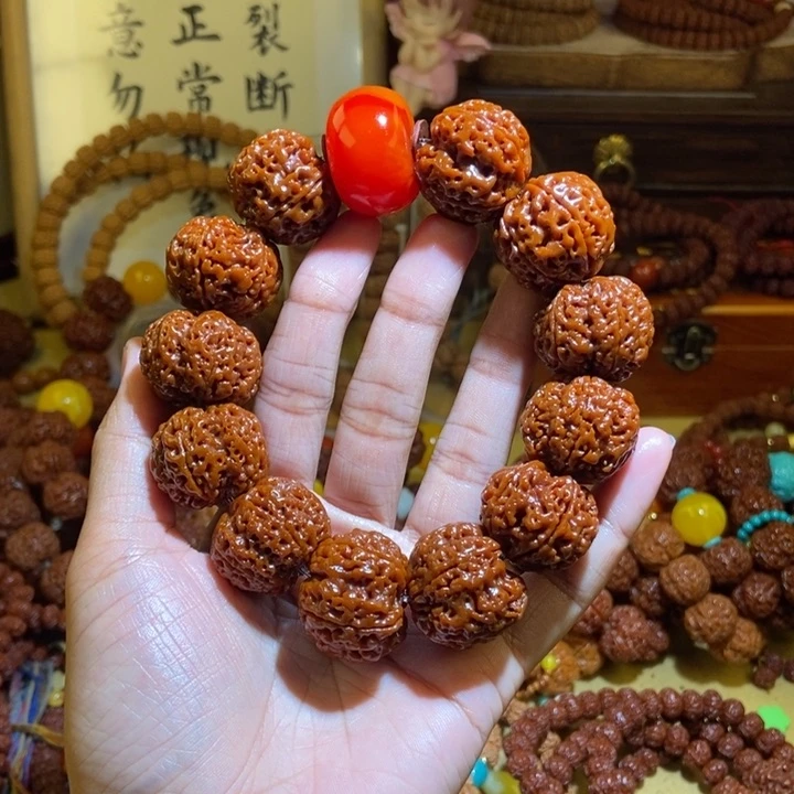 吊坠金刚菩提255玉化