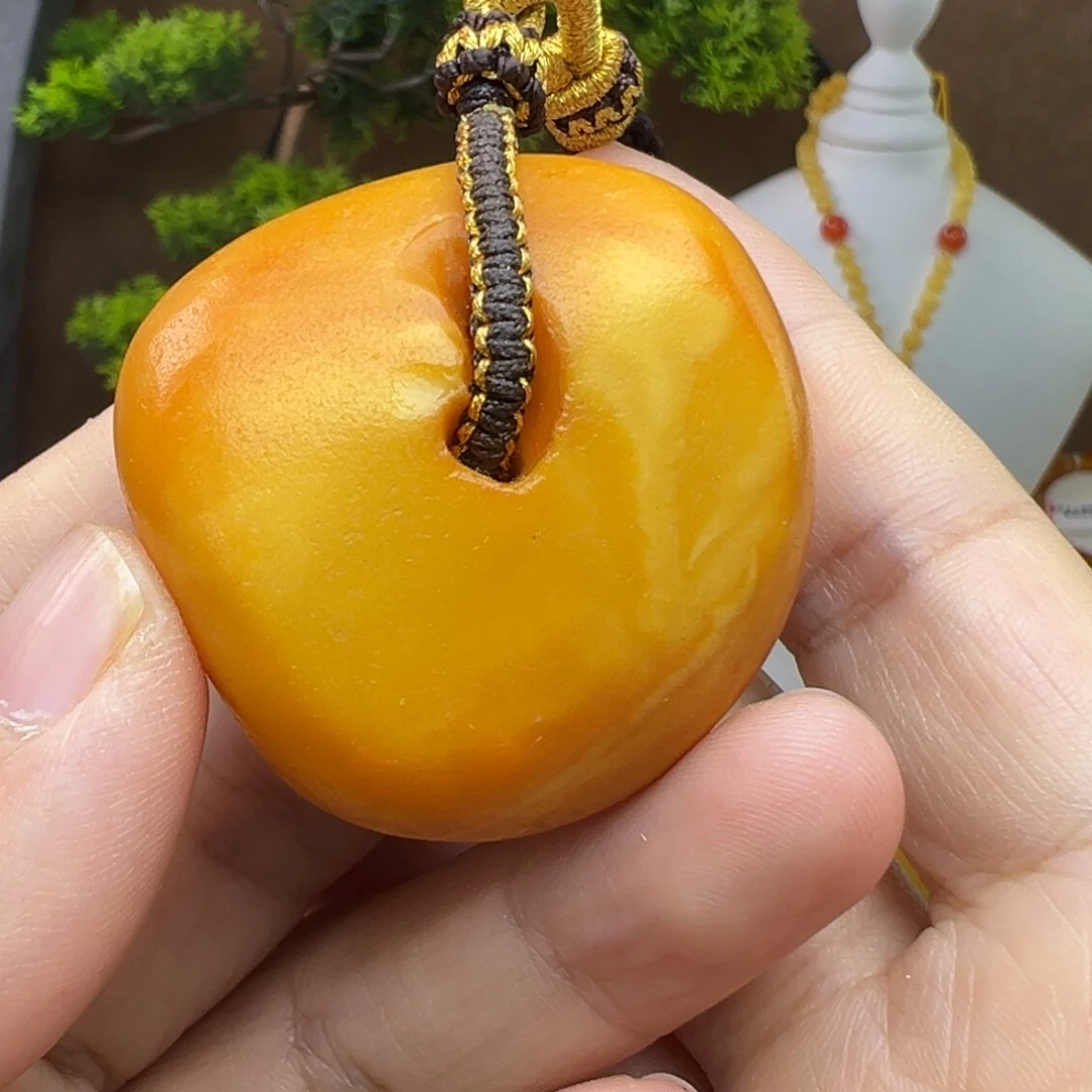 蜜蜡吊坠(赠链)未镶嵌