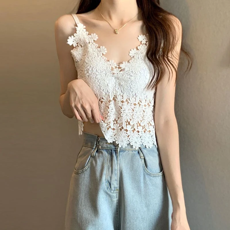 时尚百搭潮流外穿蕾丝小吊带背心女显瘦内搭短款抹胸上衣遮肚藏肉