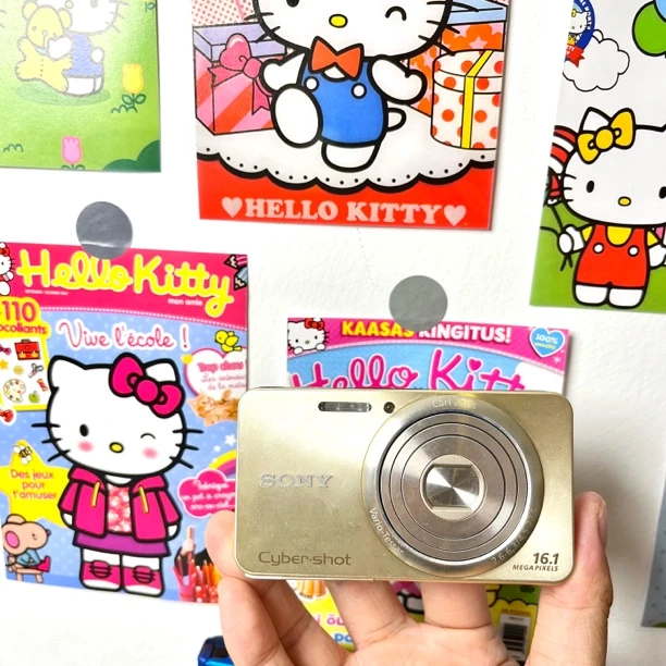 9新  索尼w570 1600w像素 网红款  成色如图配件齐