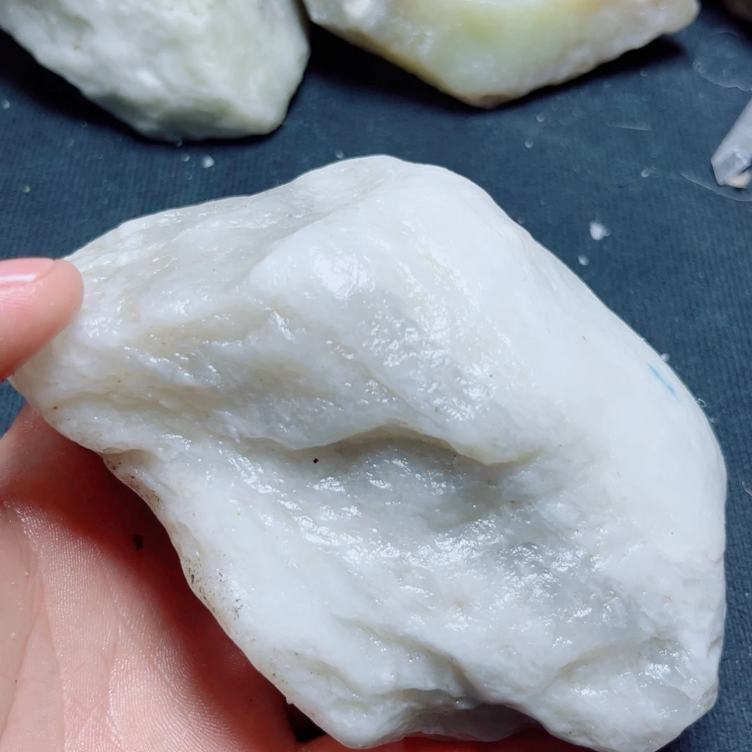 未镶嵌和田玉珠宝奇石