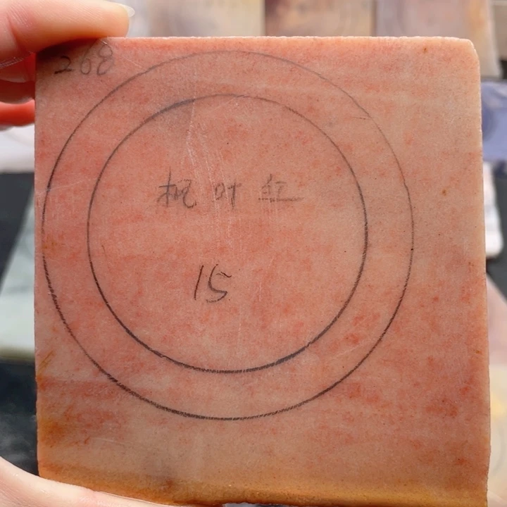 石英质玉未镶嵌手镯定制