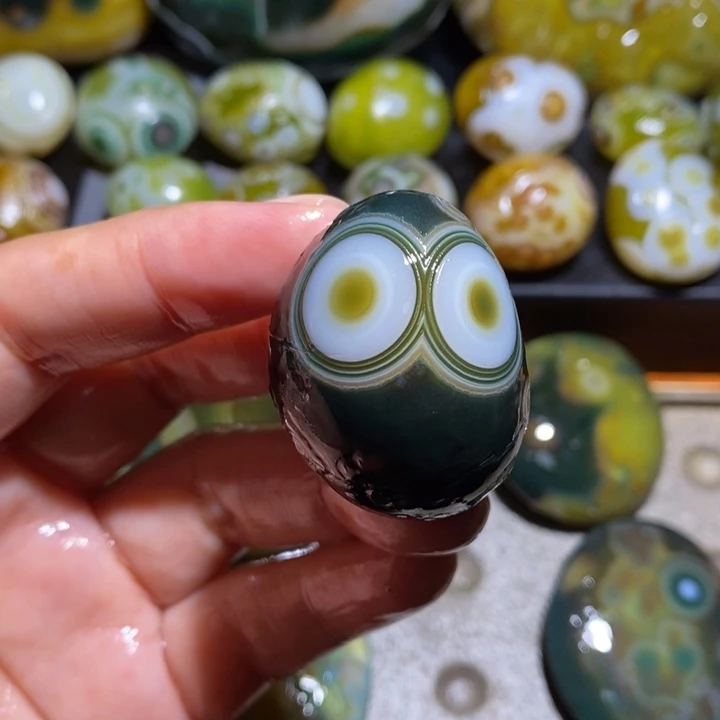 未镶嵌玛瑙/玉髓珠宝半成品94