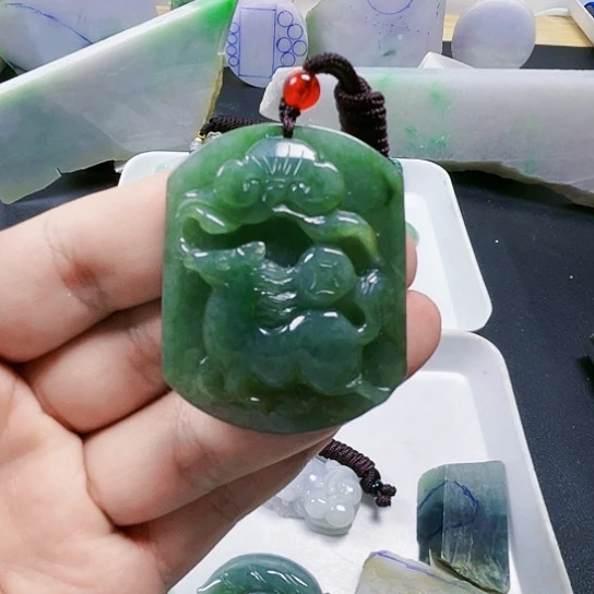 未镶嵌挂件翡翠翡翠