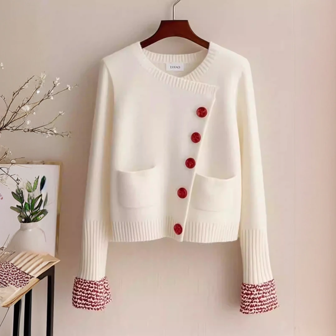 秋冬款设计感外穿斜扣白色毛衣外套韩系简约ins通勤爆款针织开衫