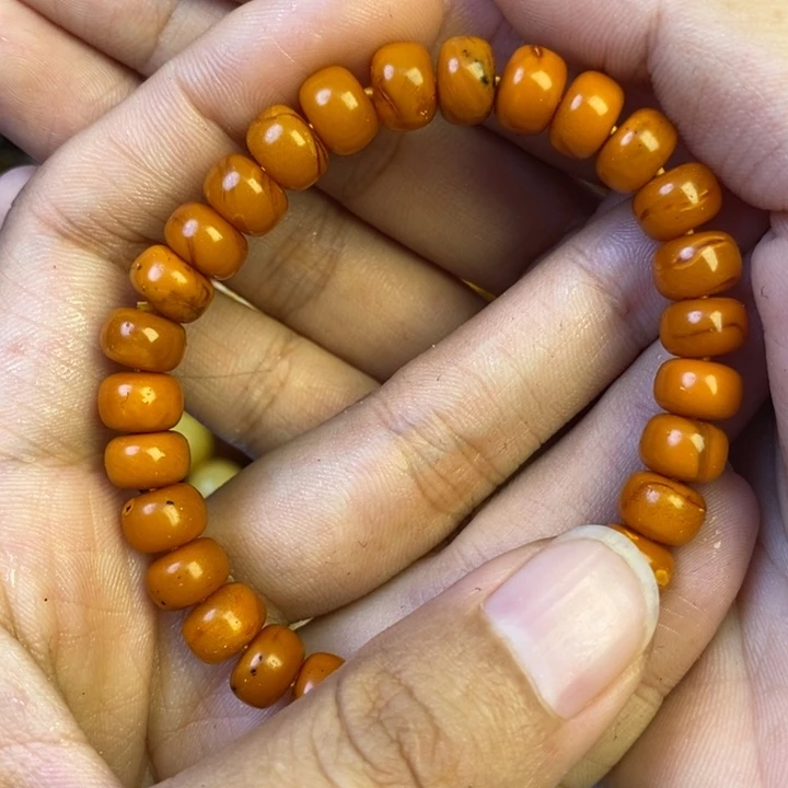 未镶嵌琥珀珠宝奇石