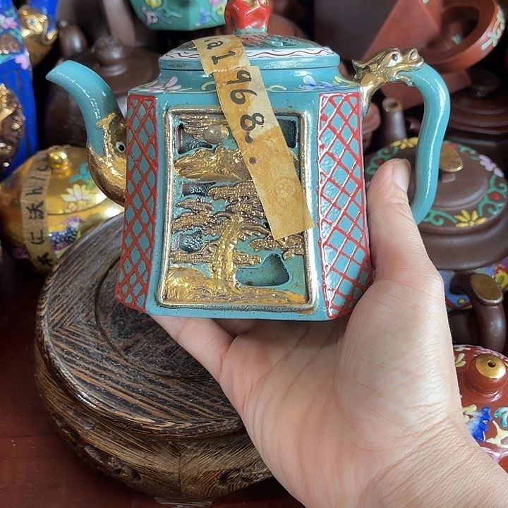 茶壶红泥原矿泥料手工制作的一把紫砂壶