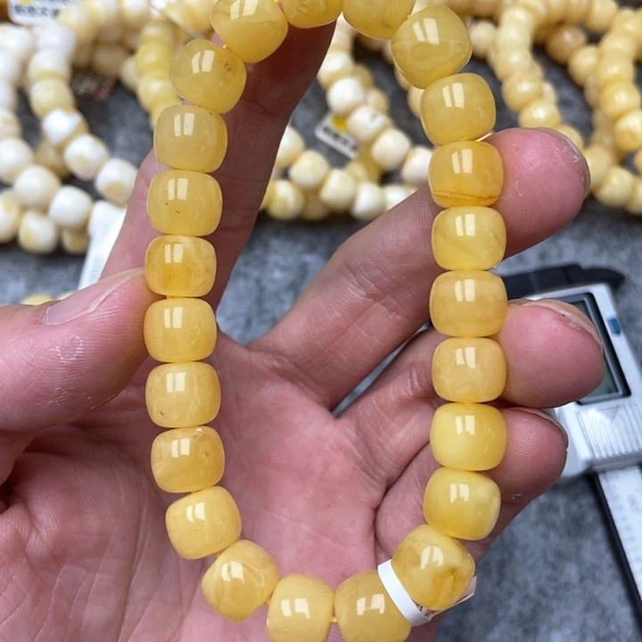 琥珀未镶嵌珠宝奇石10