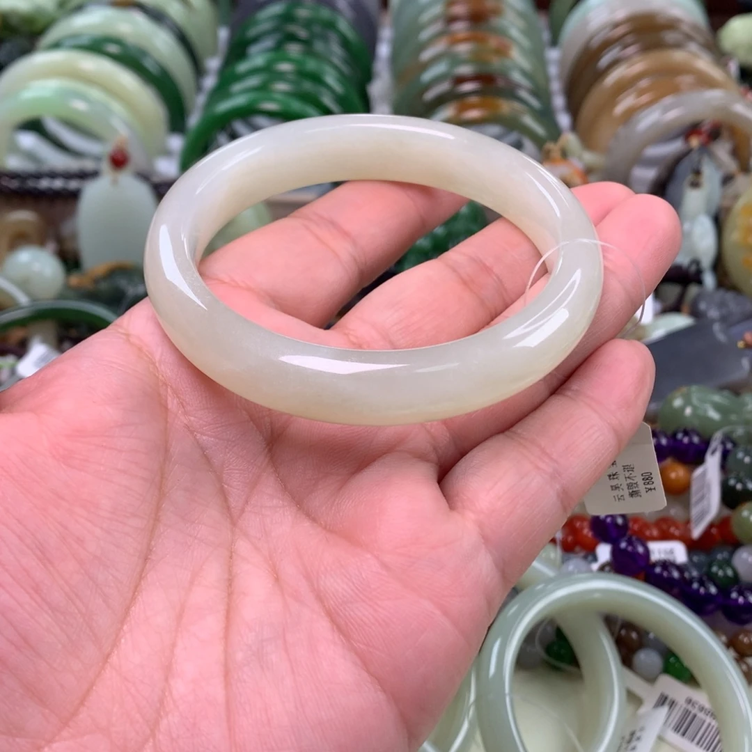 和田玉未镶嵌手镯58_59口径