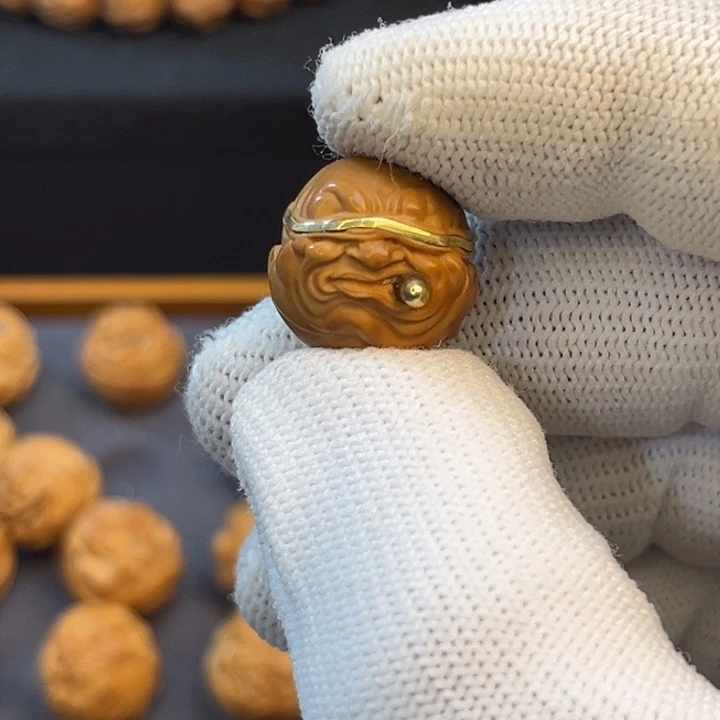 猴头核桃手串前*.镶嵌单颗