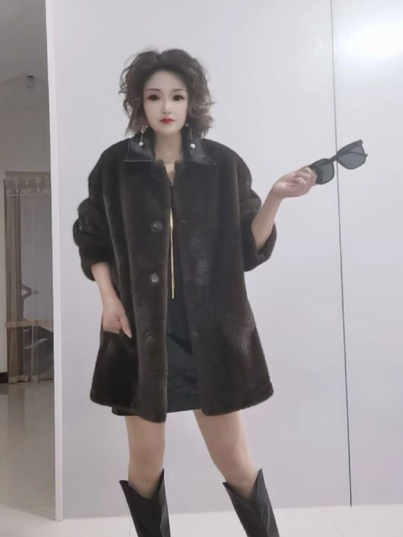 人造皮草 圆领翻领常规欧码女红长款中长款中码外套女装