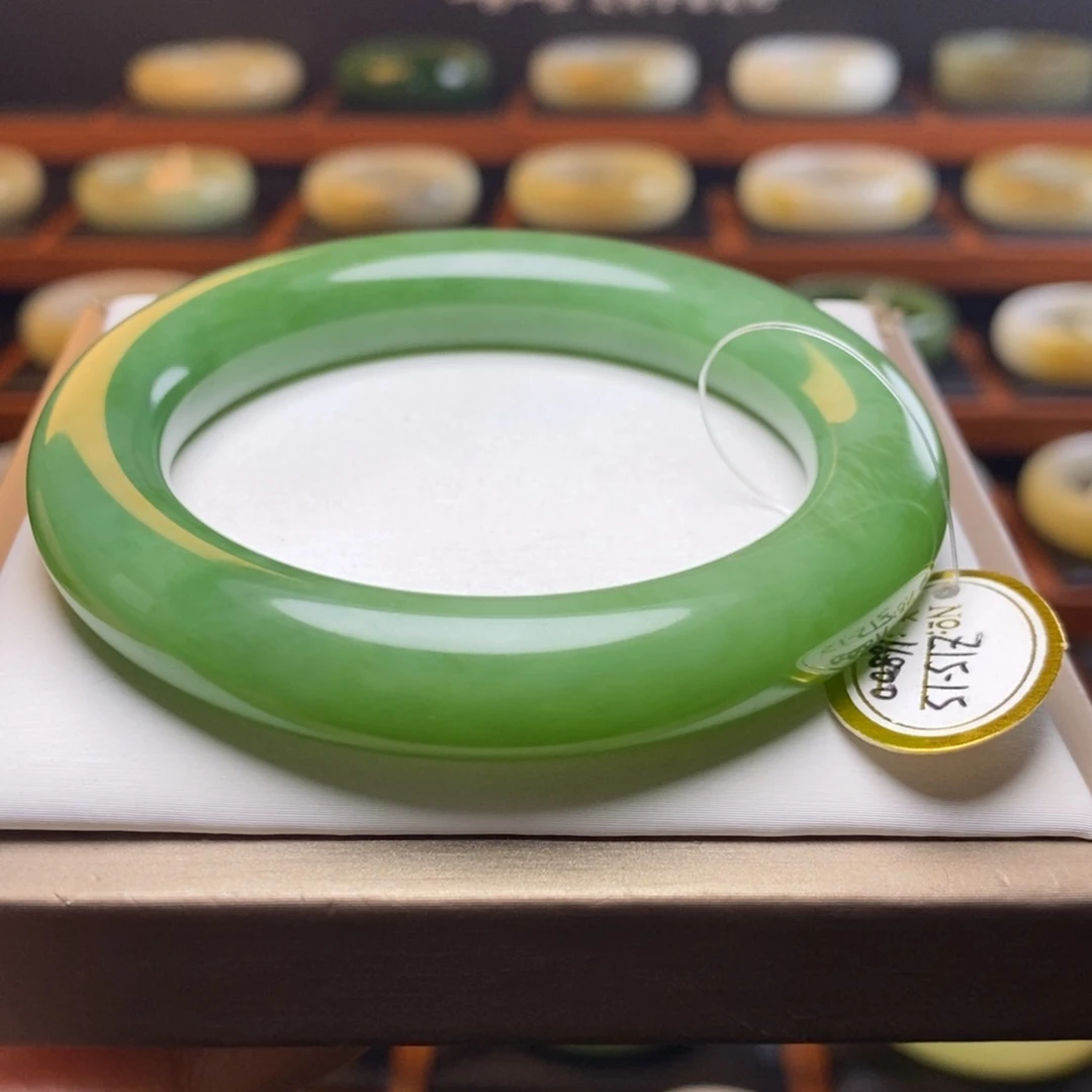 和田玉未镶嵌手镯56.5圈