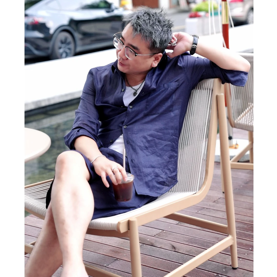 老钱风极简百搭纯色苎麻修身合身夏季薄款短裤