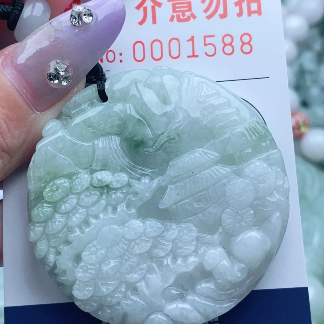 吊坠(不含链)未镶嵌翡翠