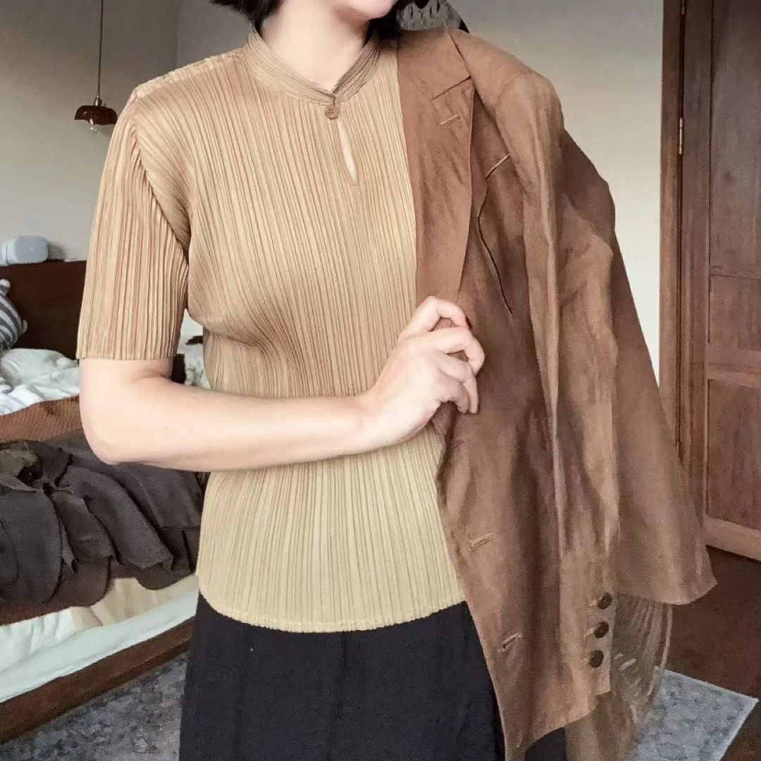 三z/卡其色半高领打底衫
