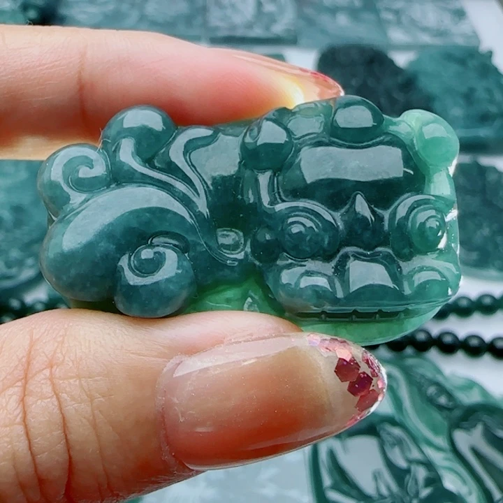 翡翠未镶嵌颈饰多样性发货天然A货翡翠