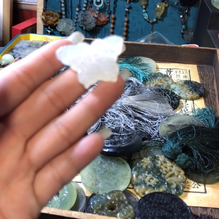 岫玉未镶嵌岫玉挂件