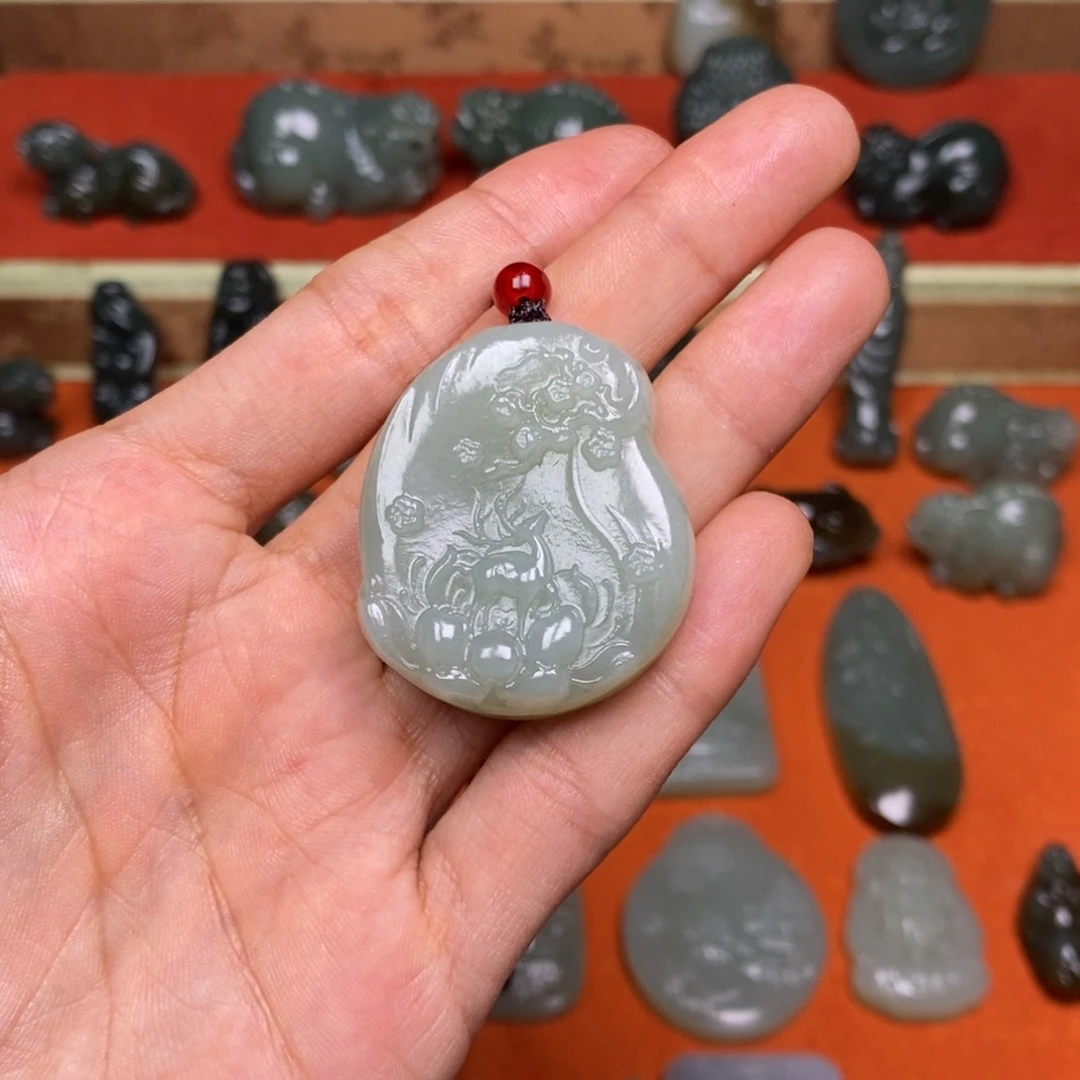 和田玉颈饰未镶嵌