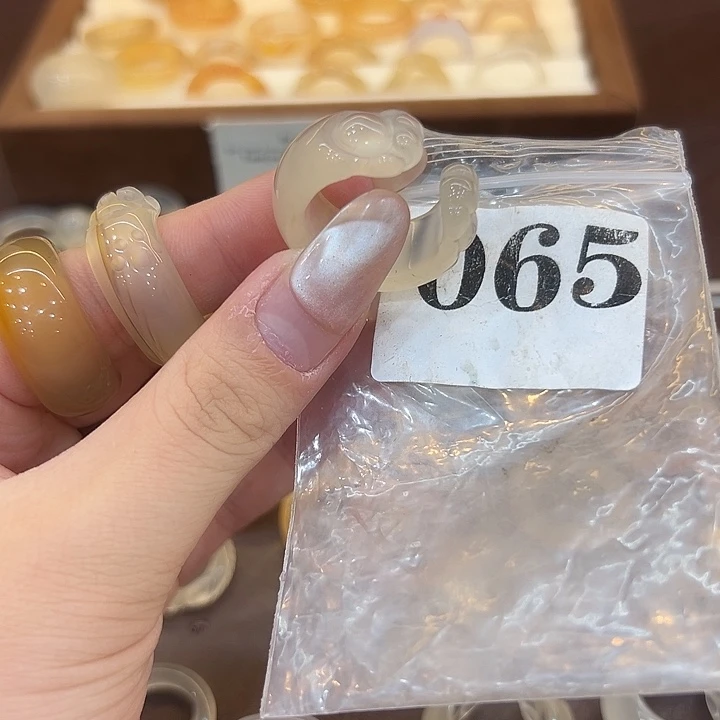 玛瑙/玉髓合金戒指65港20