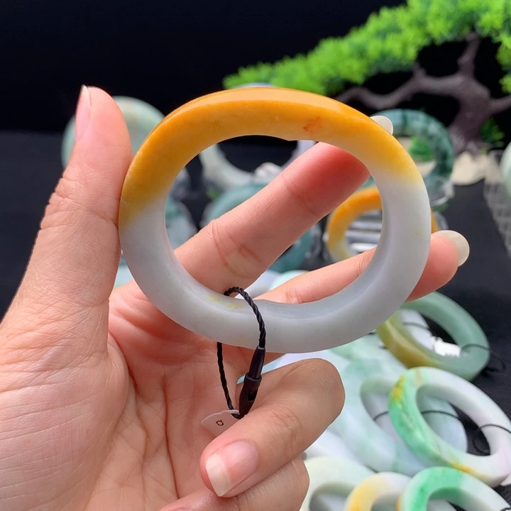 定制翡翠翡翠手镯未镶嵌