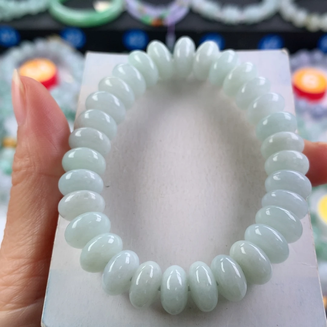 翡翠未镶嵌手链卡11.3