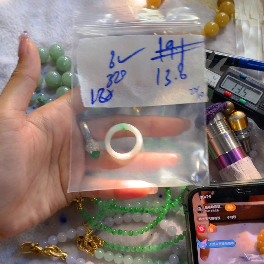 未镶嵌定制翡翠天然缅甸翡翠多样性