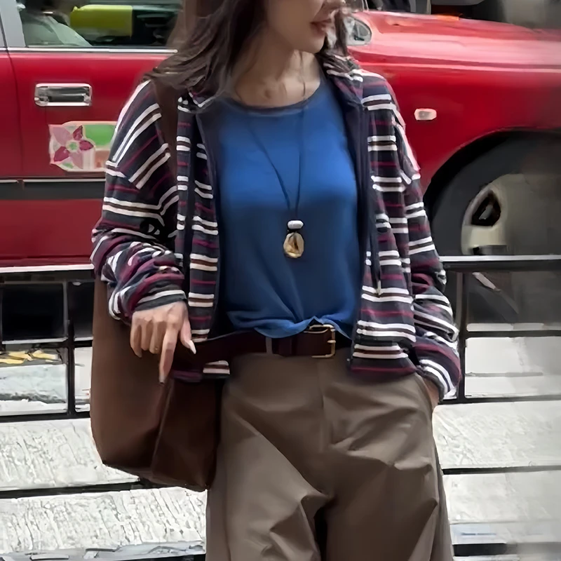 春秋新款独特撞色条纹清冷慵懒感条纹连帽开衫长袖短款外套女