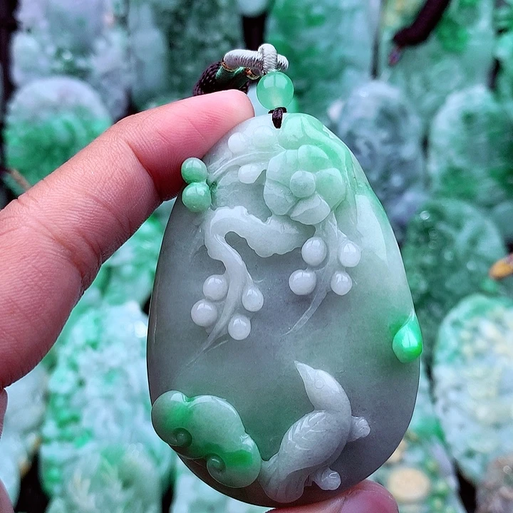 翡翠吊坠(不含链)未镶嵌