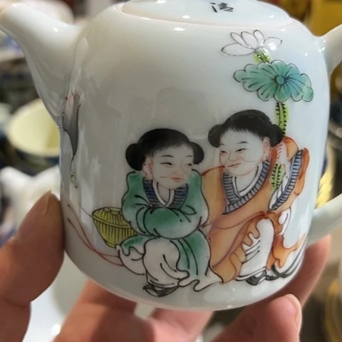 我国目前还有一些大型生产和经营