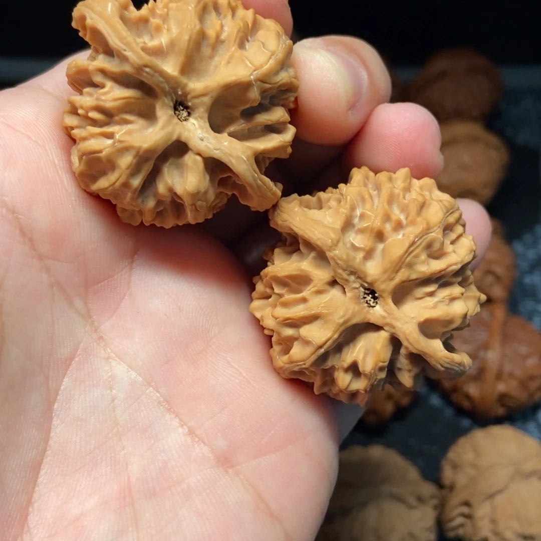 把件文玩核桃8苹果园41.5全品，微瑕介意勿拍