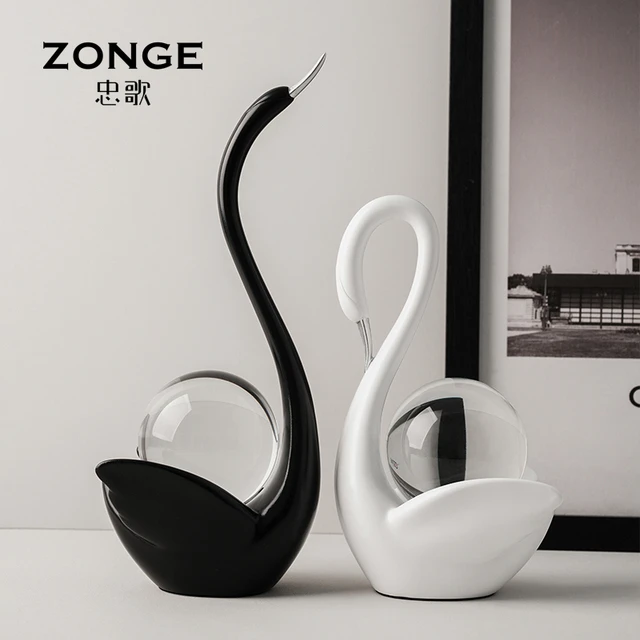 创意黑白水晶球天鹅酒柜装饰品摆件家居饰品客厅玄关乔迁新居礼物